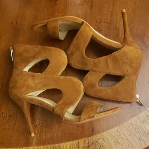 Elegant Tan Suede Women's Heels